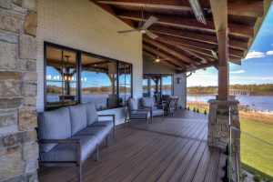 Wisconsin_Getaway_Covered_Deck