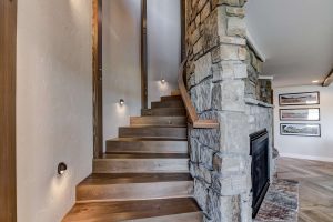 Wisconsin_Getaway_Stairway