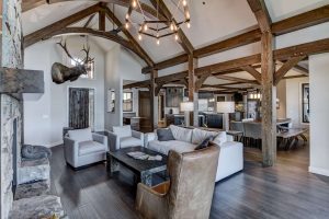 Wisconsin_Getaway_Family_Room